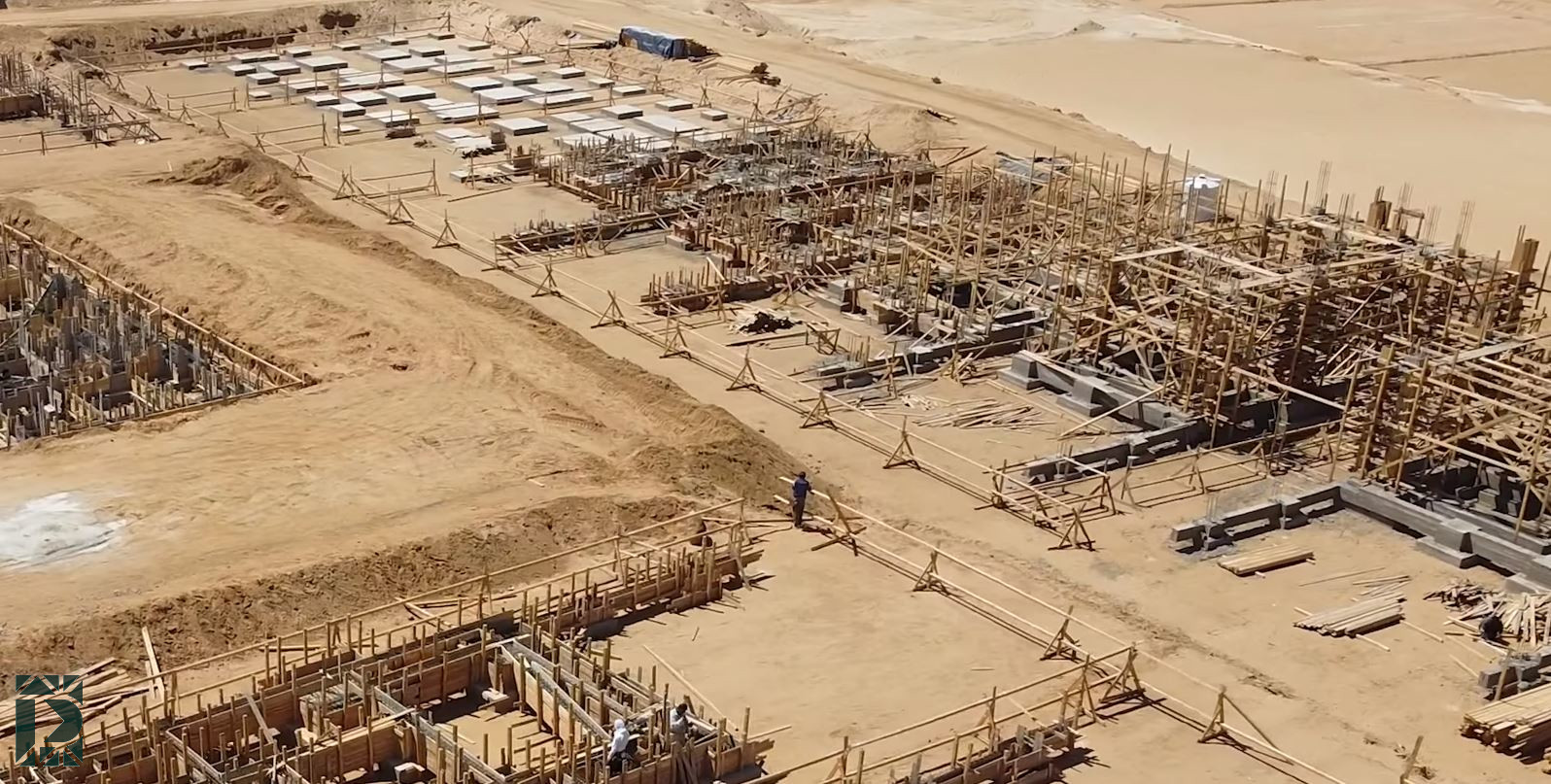 Project for constructing El Patio Hills Compound